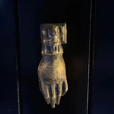 Woods-hottub & Ac בקתה