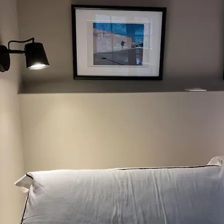 בקתה Woods-hottub & Ac לה רושה - אן - ארדן