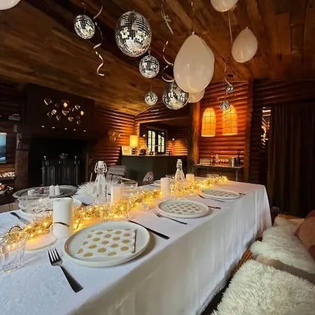 Woods-hottub & Ac בקתה לה רושה - אן - ארדן