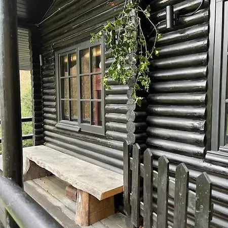 בקתה Woods-hottub & Ac